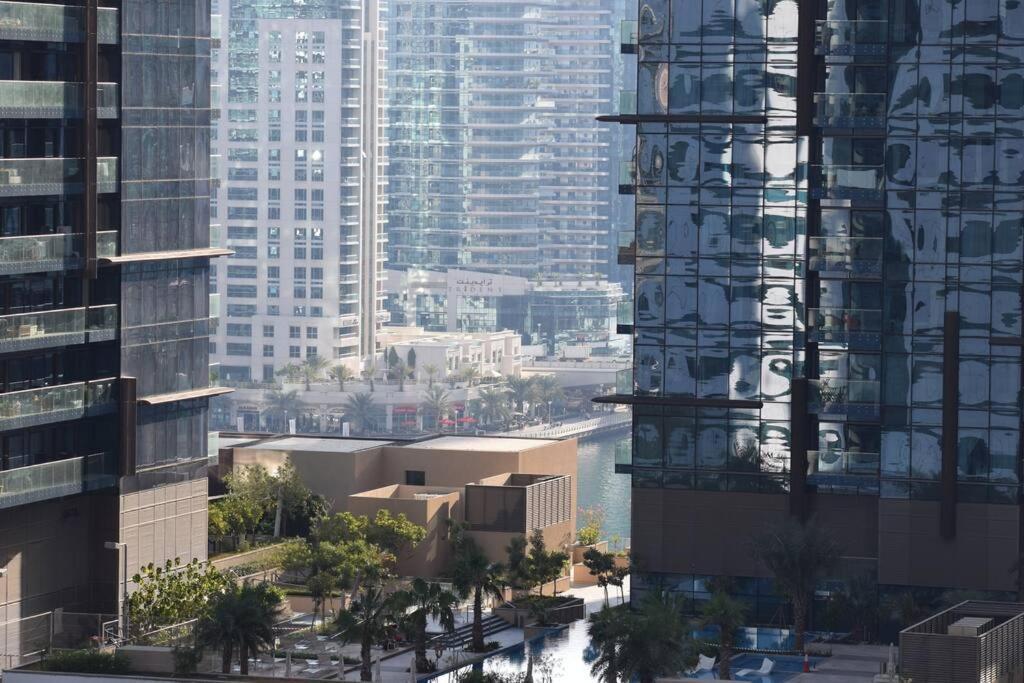 High Floor With City Skyline & Burj Khalifa View 3 Bedroom Unit Marina Dubai Ngoại thất bức ảnh