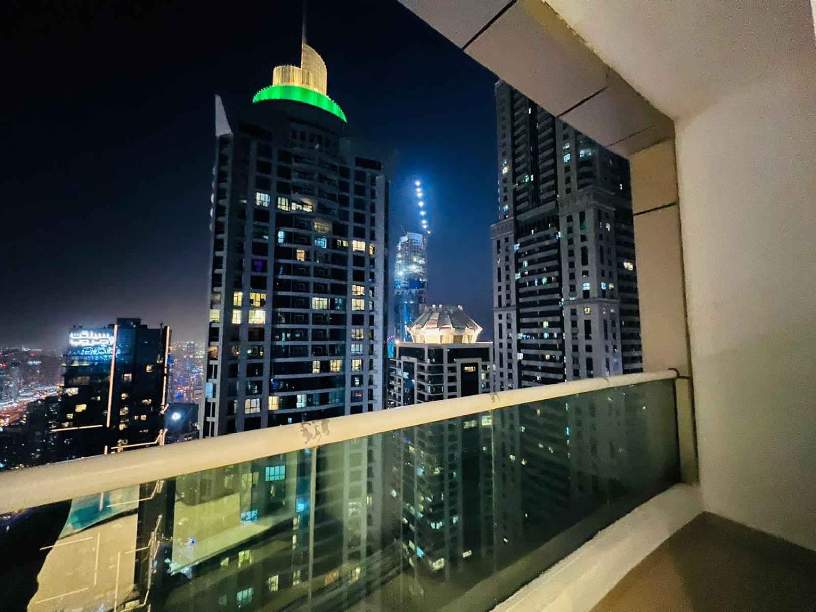 High Floor With City Skyline & Burj Khalifa View 3 Bedroom Unit Marina Dubai Ngoại thất bức ảnh