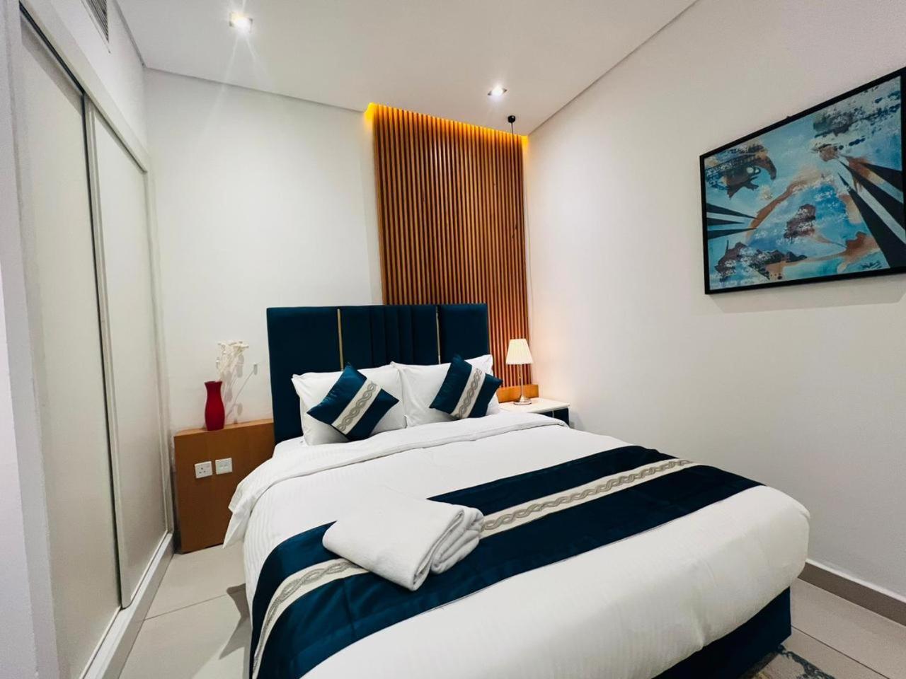 High Floor With City Skyline & Burj Khalifa View 3 Bedroom Unit Marina Dubai Ngoại thất bức ảnh