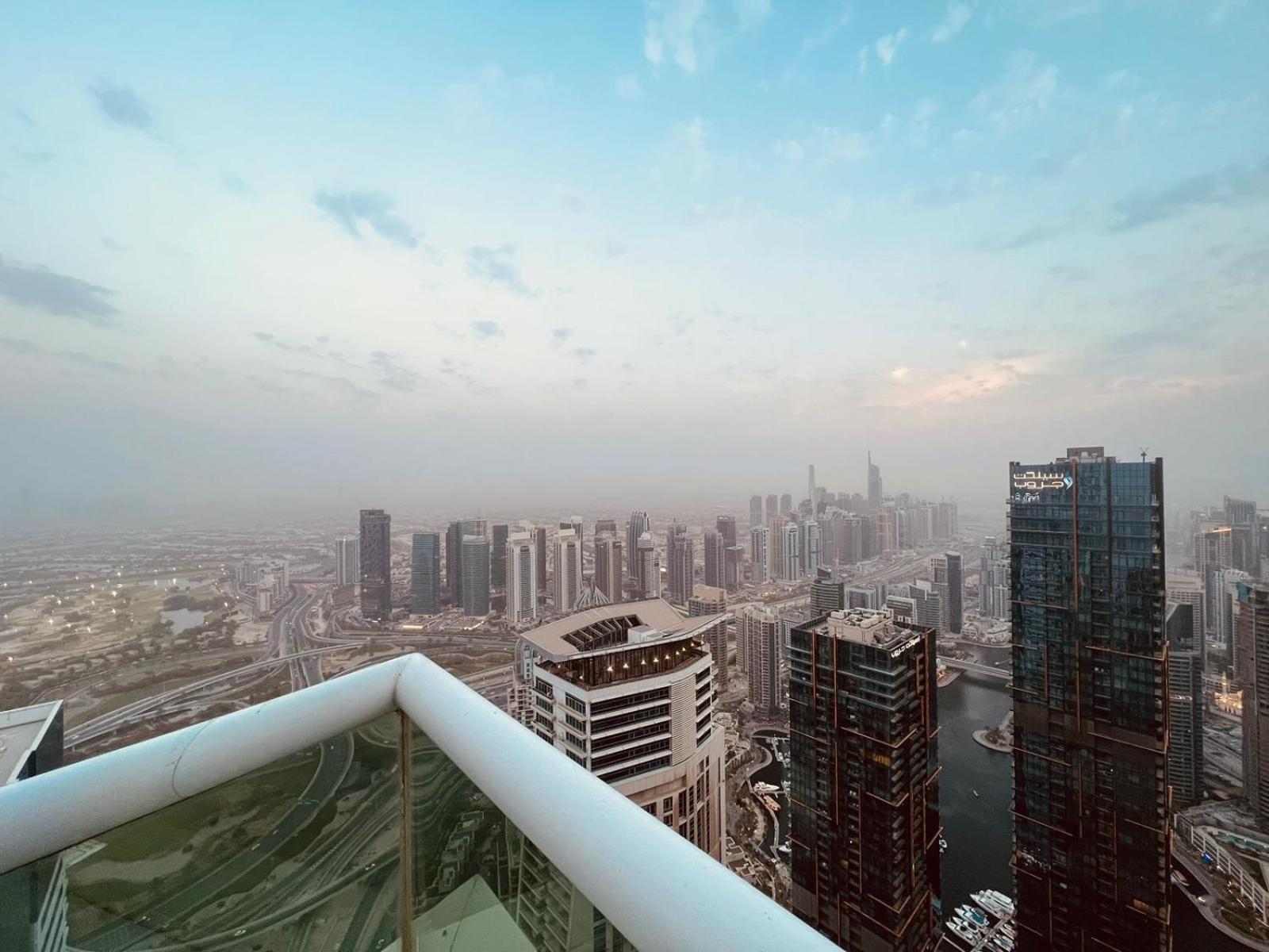 High Floor With City Skyline & Burj Khalifa View 3 Bedroom Unit Marina Dubai Ngoại thất bức ảnh